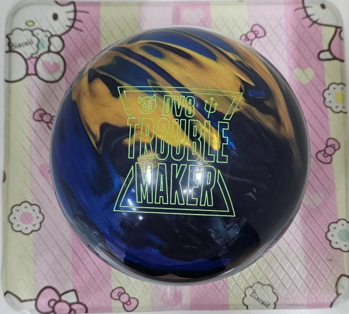 中古ボウリングボール] DV8トラブルメーカーパール15ポンド（公認区